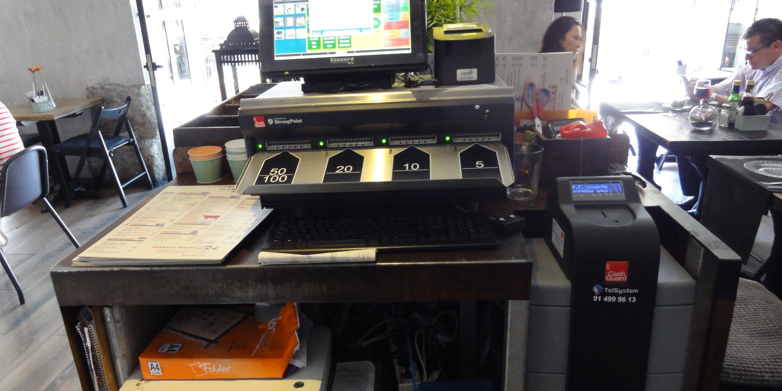 máquina-de-cobro-automático máquina-de-cobro-automático