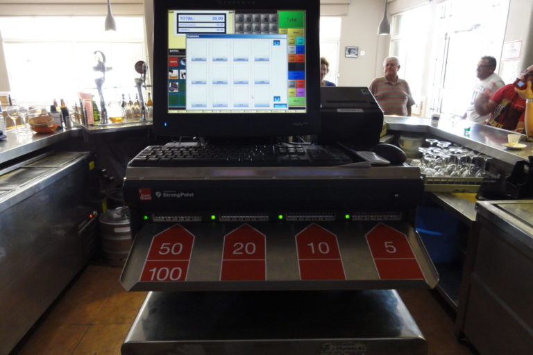 CashGuard en restaurante Casa Mariano