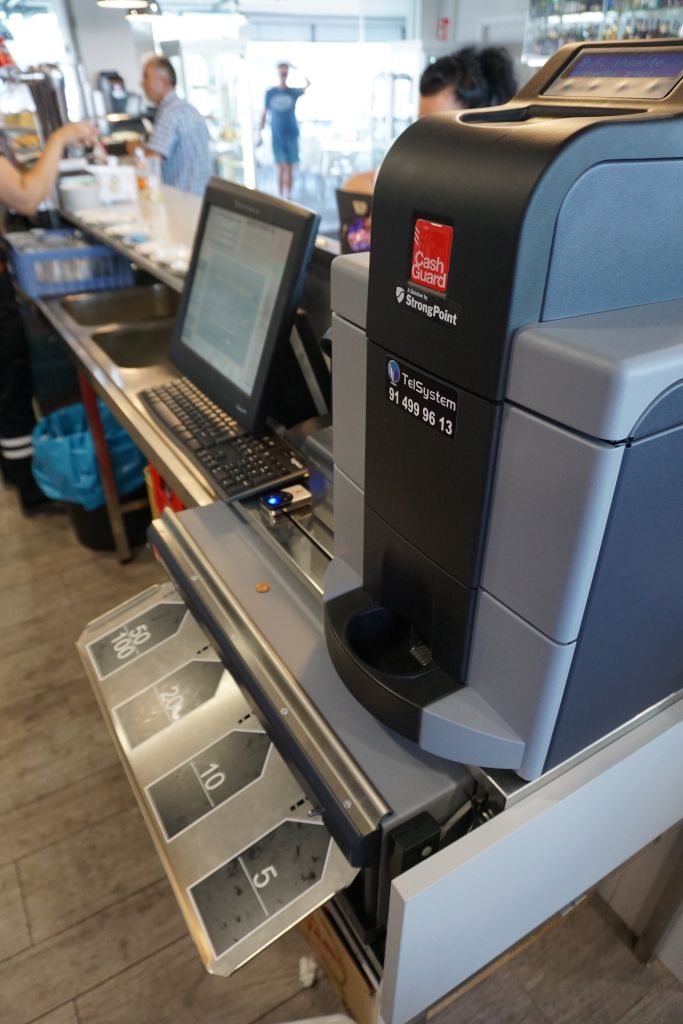 maquina-cobro-gasolinera