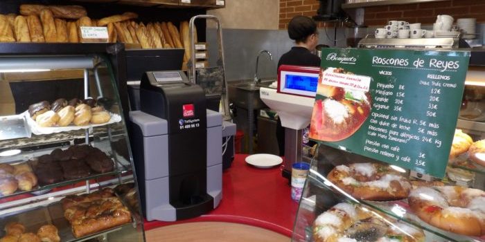 Instalacion CashGuard en panaderia Bouquet – Telsystem distribuidores oficiales Cashguard-Pasteleria-Madrid
