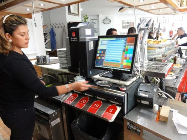 Instalacion de CashGuard en Restaurante Taberna La Leyenda – Telsystem distribuidores oficiales Cashguard en La Leyenda