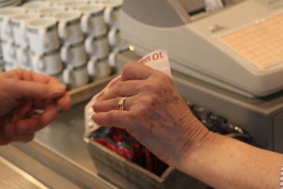 manipulación-de-la-caja-registradora