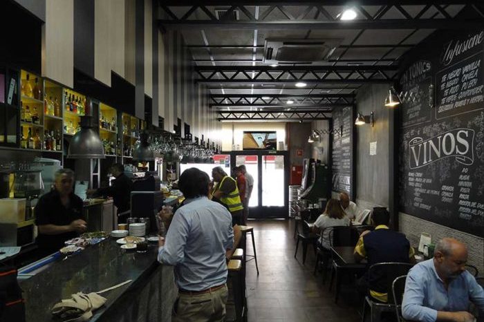 Instalacion-CashGuard-Restaurante-La almazara-Telsystem-distribuidor-oficial