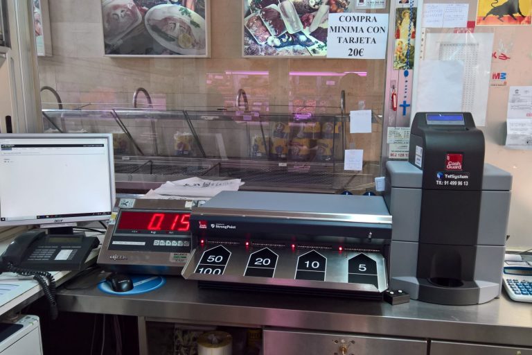 máquina-cobro-automático-Mercamadrid