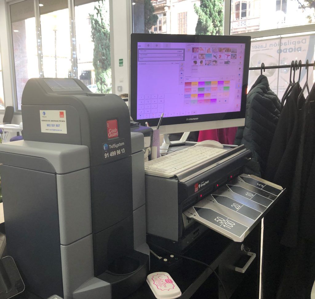 Instalación-de-CashGuard-en-centro-de-estética-y-belleza-DepilBeauty-Telsystem-distribuidor-oficial-CashGuard-4 Instalación-de-CashGuard-en-centro-de-estética-y-belleza