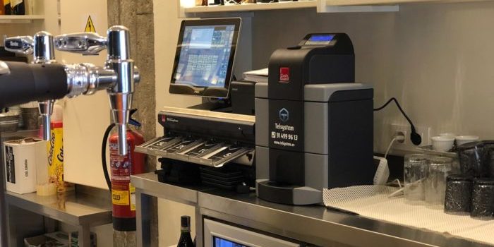 Instalación cajón inteligente CashGuard en Restaurante Mooser | Telsystem distribuidor oficial Instalación-cajón-inteligente-CashGuard-en-Restaurante-Mooser
