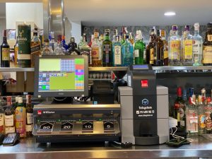 Instalacion Cajon Inteligente CashGuard Telsystem en Asador Los Rosales Distribuidor Oficial (8) Instalación-cajón-inteligente-CashGuard-Asador