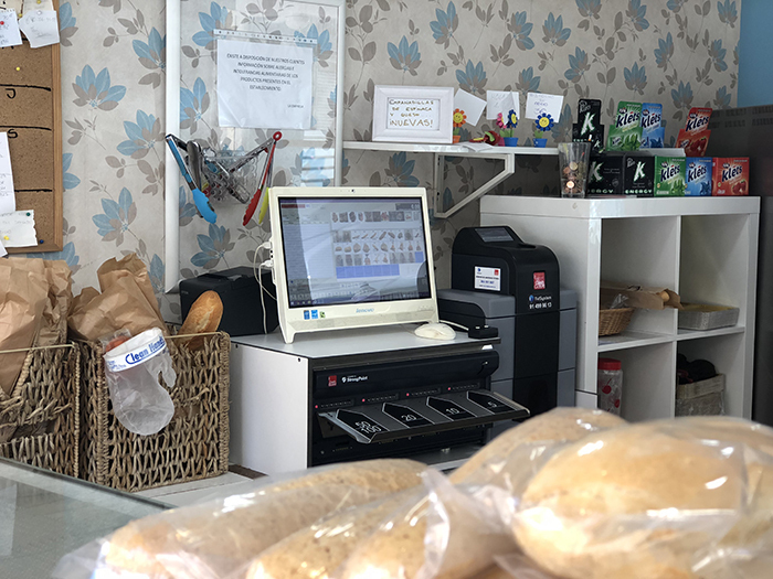 maquina-cobro-automatico-panaderia maquina-cobro-automatico-panaderia