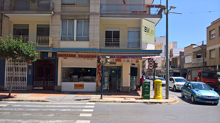 maquina-cobro-automatico-panaderia maquina-cobro-automatico-panaderia