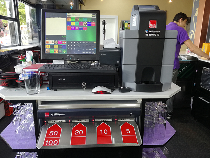 Instalación de CashGuard en cafetería Instalación-de-CashGuard-en-cafetería